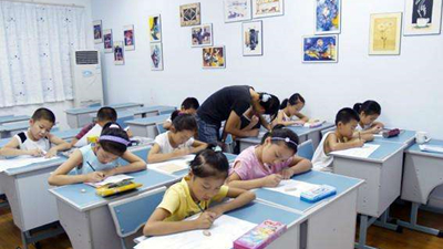 杭州4个小学生对补习班做调查:校内减负校外增负