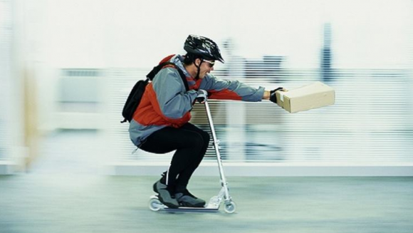 互联网改变生活,闪送让焦躁的城市慢下来