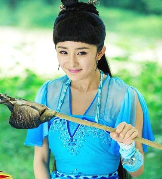 女星古装的锅盖头:这样的造型真是全靠颜值撑