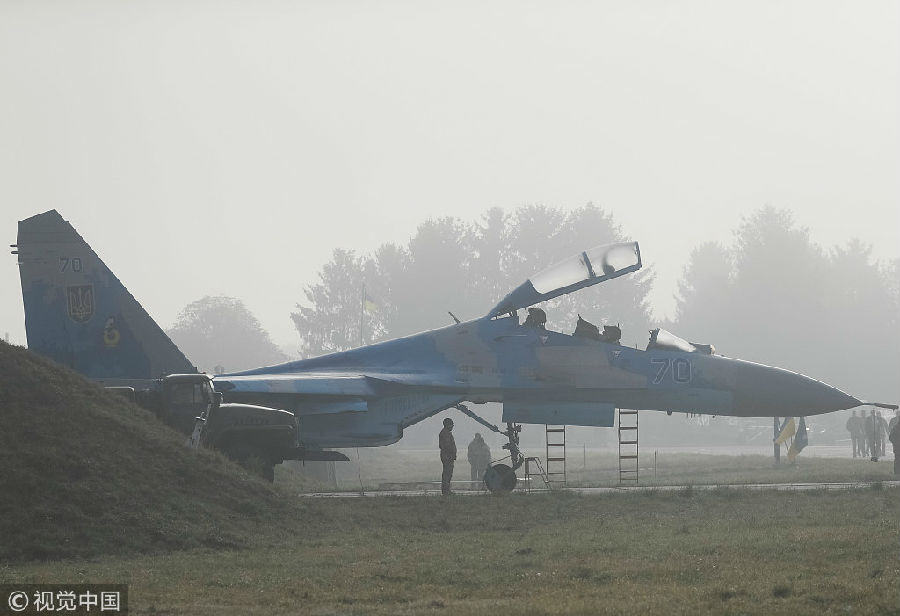 乌克兰苏-27战机演习中坠毁:两飞行员丧生
