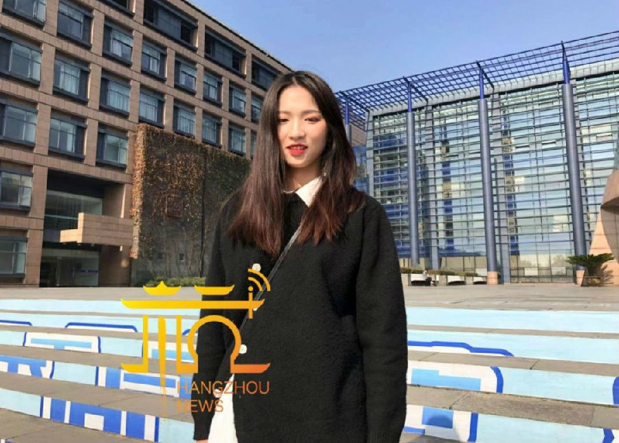 姜雅婷,20岁,浙江大学城市学院传媒分院广告专业的大二学生.