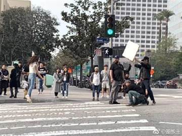 真实的美国街头 40fec3c72be16d2ca6b3fb33e59f86ee.jpg