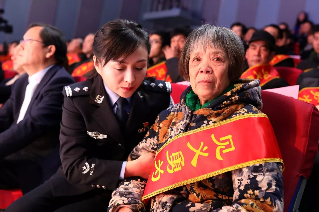 平凡担道义 有礼承大爱衢州市见义勇为基金会
