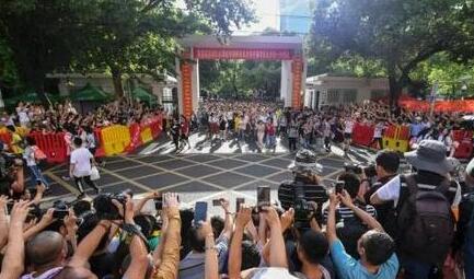 中国教育部:严禁v移民移民治理高中生人籍分离高中过线怎么办考体没图片