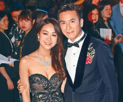 马国明新剧桥段神似女友出轨事件 拍戏现场观众喊加油