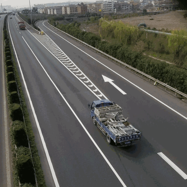 壁纸 道路 高速 高速公路 公路 桌面 640_640 gif 动态图 动图