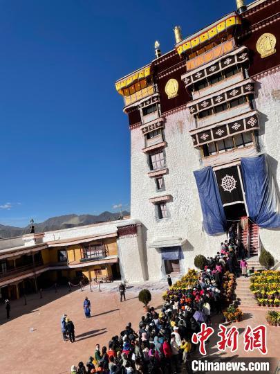 本年1月至9月 西藏招待海内外游客超3688万人次