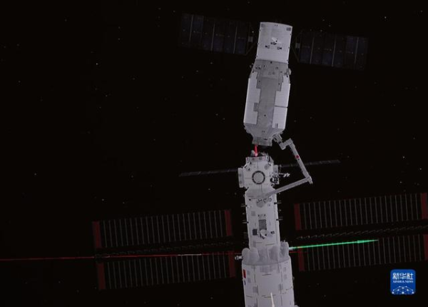 我国空间站成功实验机械臂后，印媒：美国“高度忧虑”