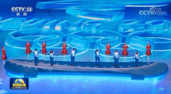 【新闻特写】志愿者：北京冬奥会温暖的雪花