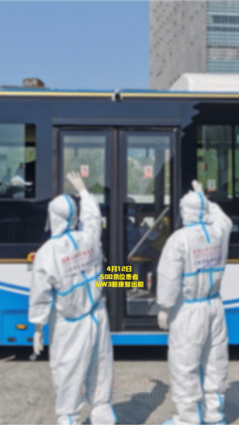 【“动”漫海报】“守沪者联盟”丨看望上海抗疫一线：恢复！出院！