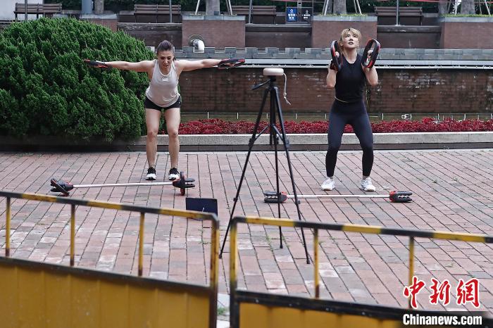 （上海战疫录）上海：运动健身成为疫情下市民日常日子“必选项”