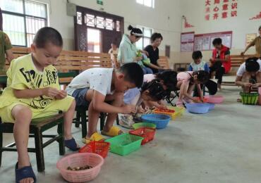 文化禮堂剝蓮子 這場定向賽是滿滿的童年回憶