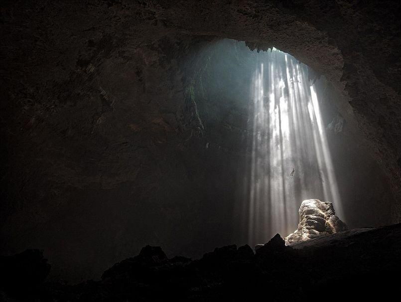 隆胸模特获胸模大赛冠军_新闻速递