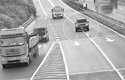 7月1日起,严查高速公路实线变道