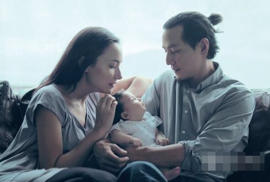 近日,网上曝出一张吴彦祖女儿的可爱照片,照片中,吴彦祖太太lisa.