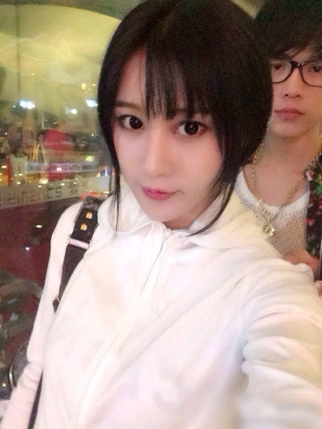 据网上资料显示,樊玲现就读于北京师范大学汉语言文学系,更有传言她