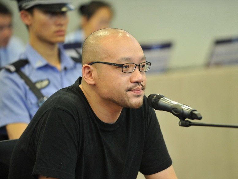 10:42 李代沫看起来非常镇定