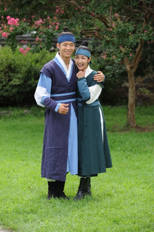 明星情侣晒幸福