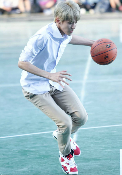 吴亦凡解约与sm首次调解未果 揭其家底背景解约内幕