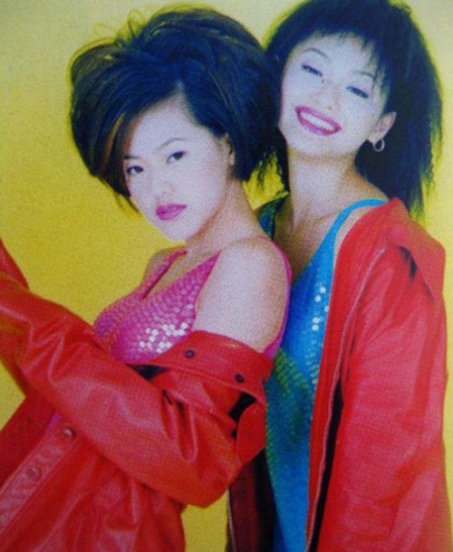 女星走红前丑照步步惊心 小s龅牙妹 周迅似整容失败