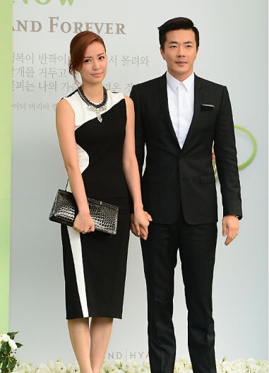 权相佑孙泰英夫妇