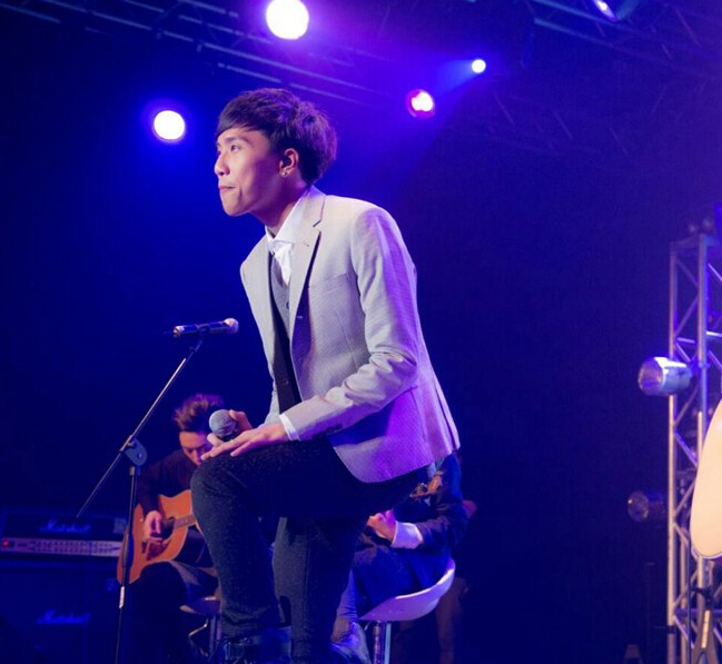 "杀手锏"乐队主唱陈乐基独闯《中国好声音》