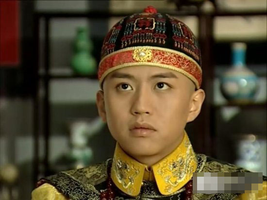 来张压惊的,少年顺治篇真的拍得不错,剧本好,演员也选的好.