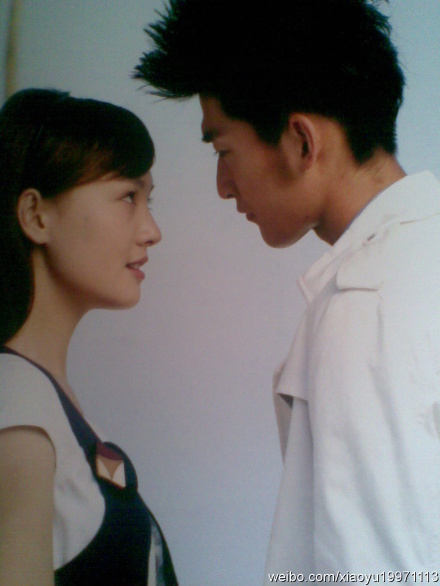 胜女的时代张翰郑爽饰演情侣 两人亲密剧照集合