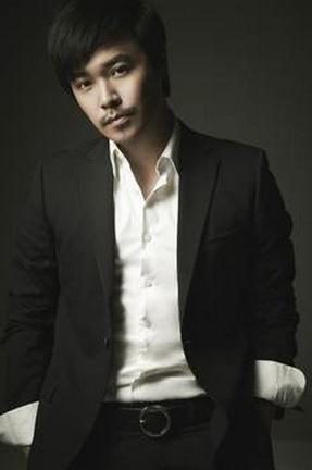 刘晓庆当年为了能调到北京,不惜与毫无感情基础的小提琴手王立结婚