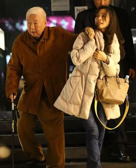 王力宏岳母涉地沟油案 李瑶敏背景资料曾当演员(图)