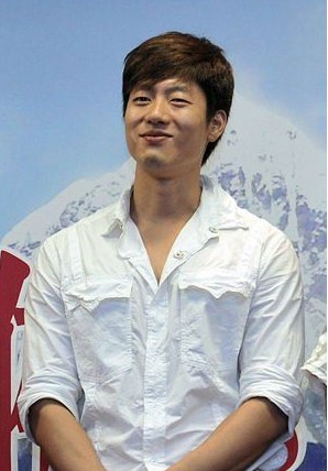 姚晨前夫凌潇肃:片酬都给媳妇