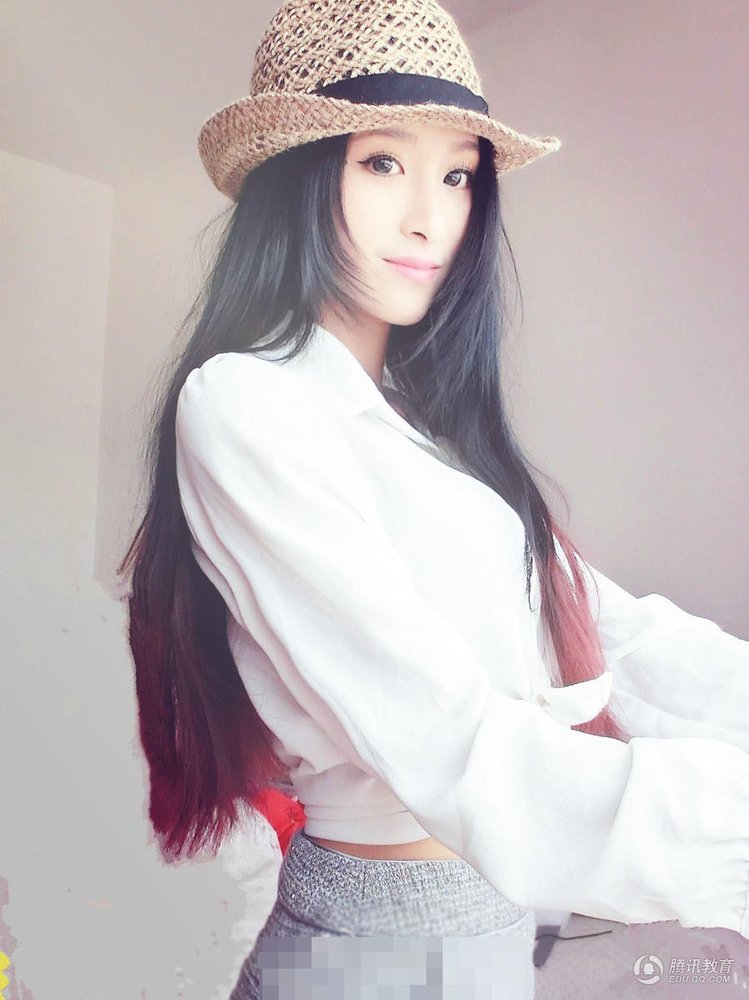 湖北美女程茧儿获封上戏校花私照曝光(图)