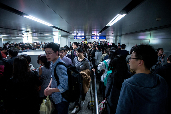 杭州地铁建议,坐地铁去西湖,不一定要到龙翔桥站轧闹猛.