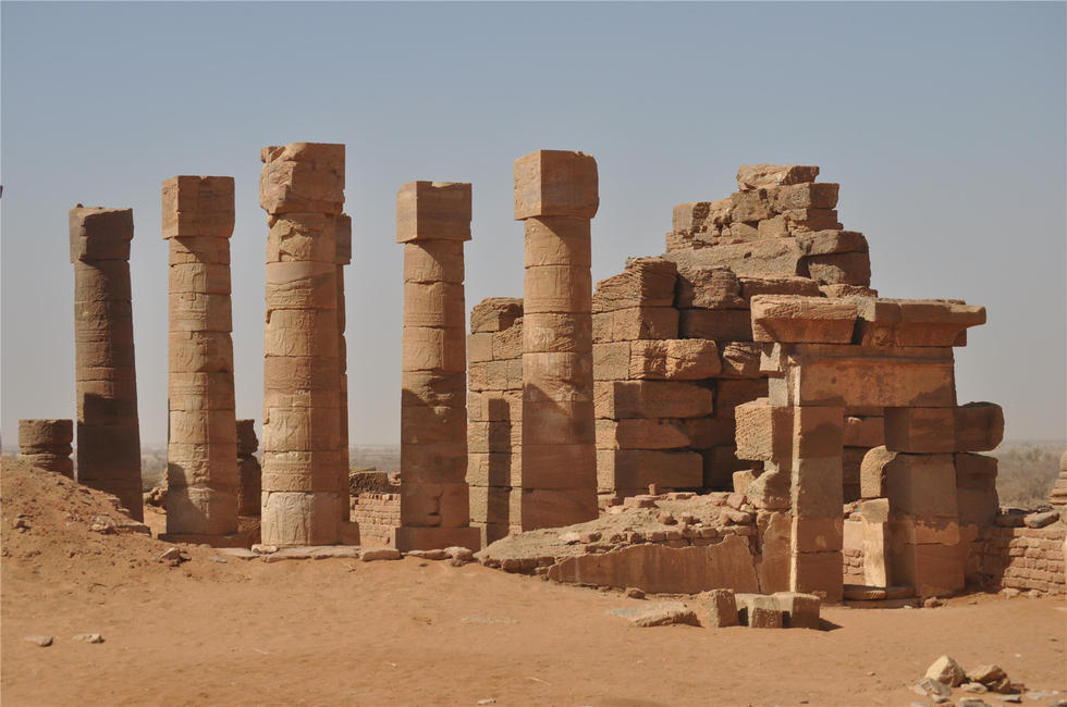 苏丹神秘金字塔群 数量超过古埃及