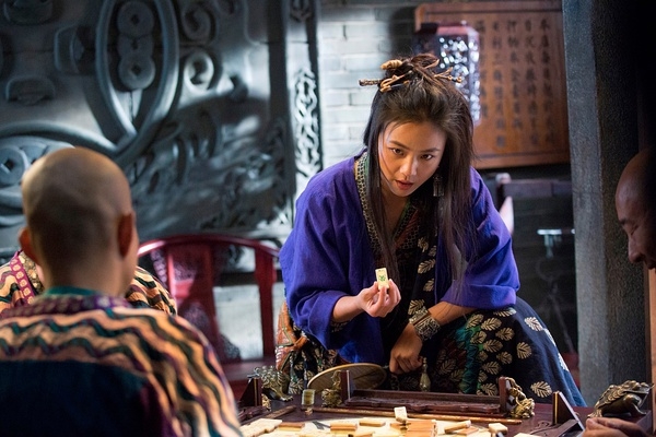 作为捉妖业务部的核心负责人,"四钱天师"姜武用"捉妖有瘾"形容他的