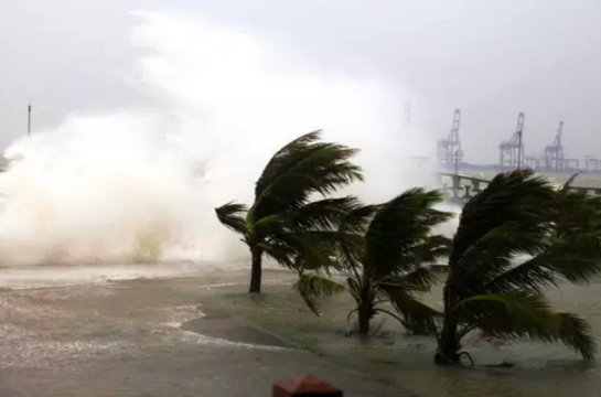 三個颱風火力威猛!明天多地起動車高鐵可能停運