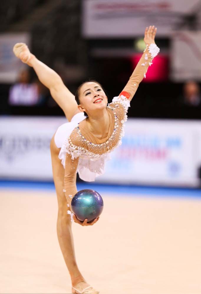 中国新晋艺体女神张豆豆在斯图加特世锦赛甫一亮相,其清纯可人的相貌