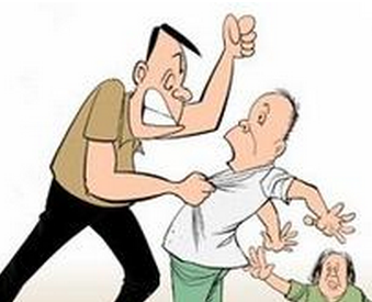 老人遭亲生儿打骂19年 窘迫父母却仍一心为儿