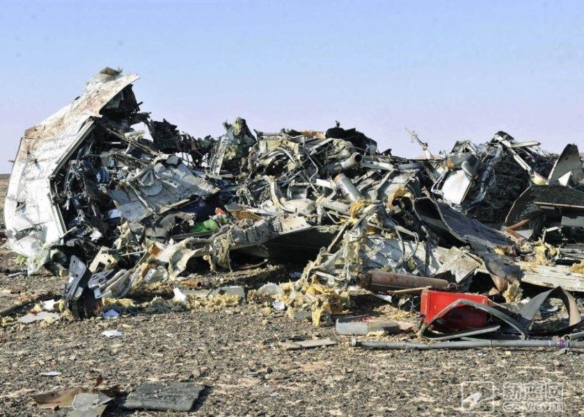 俄客机在埃及坠毁无人生还 失事客机在高空就已解体