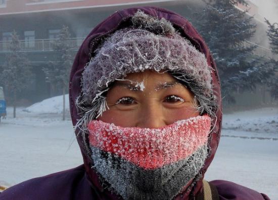 呼伦贝尔现极寒天:气温低至零下45.1℃ 市民脸上结满冰霜