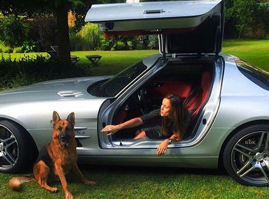 俄罗斯"富二代"们的炫富姿势