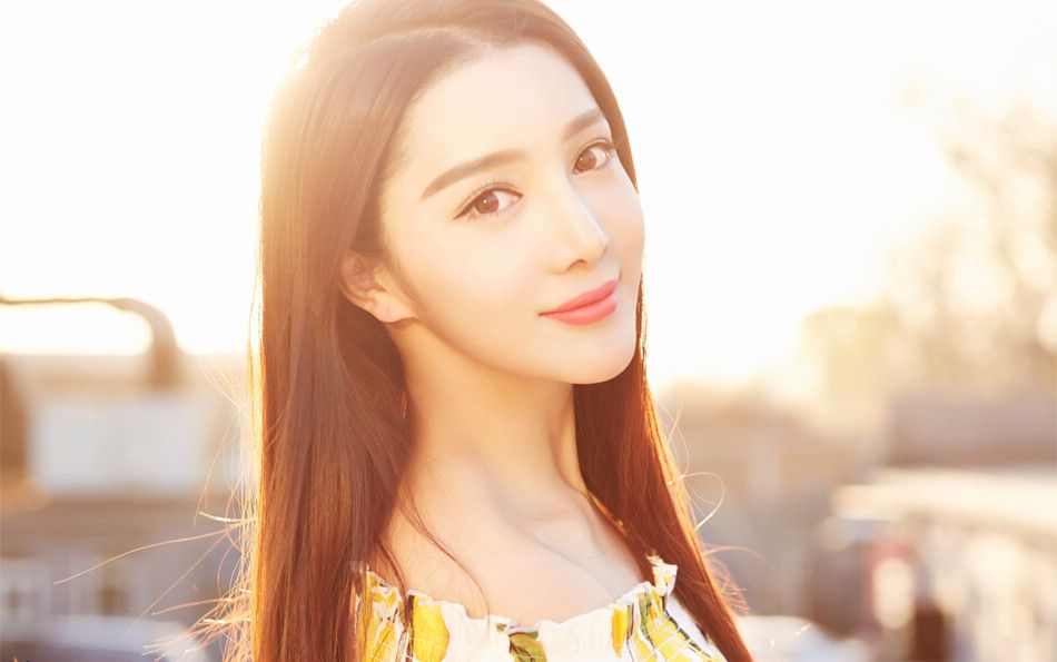 演员任娇曝光早春写真(1/5)