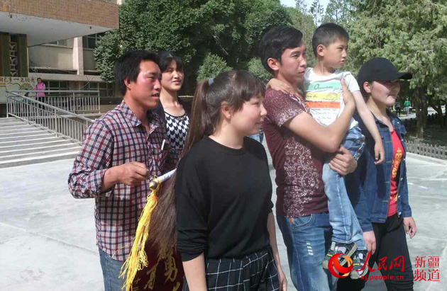 新疆医科大学校长哈木拉提·吾甫尔致新医学子的一封信