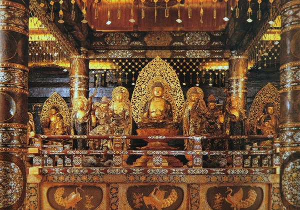 三万枚黄金铸就的日本佛教圣地