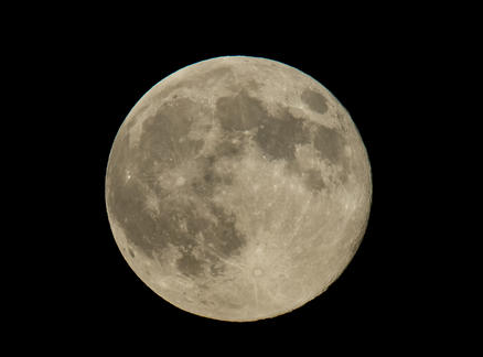 国哥伦比亚广播公司cbs报道,很多人错过了上周刚刚过去的"超级月亮