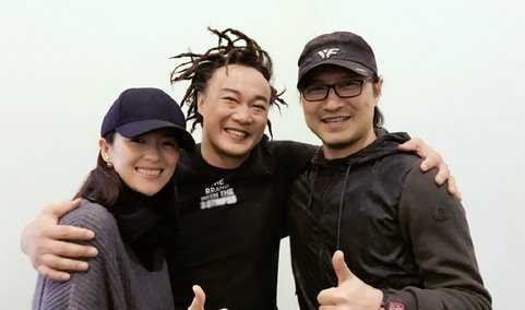 凹凸吧:从"三人行"变"四人行",章子怡夫妇,陈奕迅,张学友再聚首