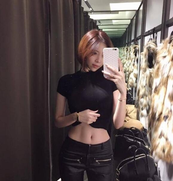 犯规身材精致脸蛋 韩国网络女主播让宅男疯狂