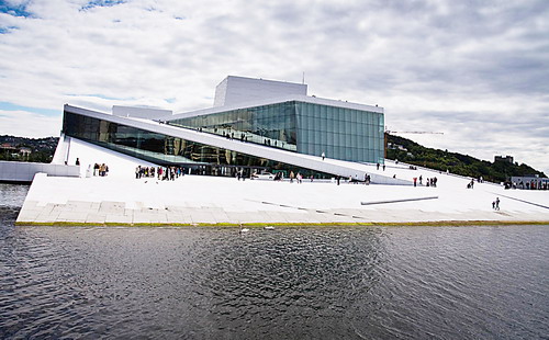 简洁流畅,自成一派的北欧风格不仅在建筑和设计界享有重要地位,如今也