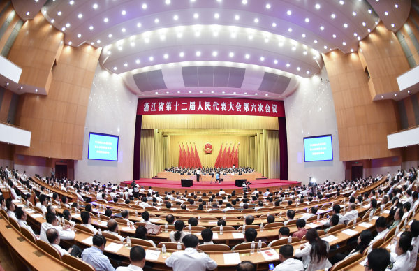 中共浙江省委办公厅 浙江省人民政府办公厅 关于进一步加强学校安全