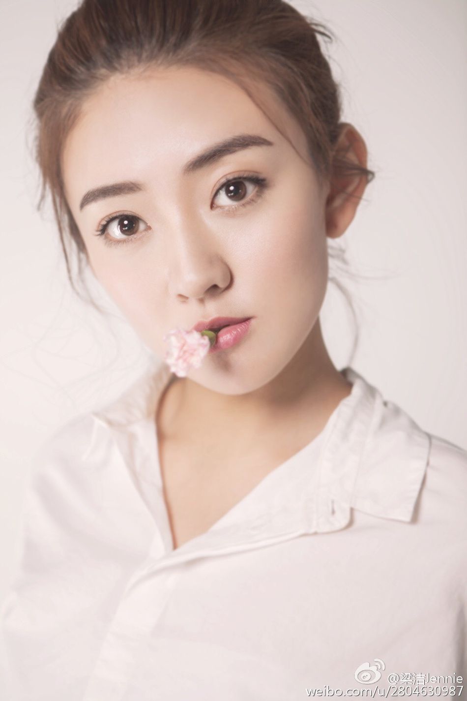 蒲巴甲女友私照曝光 清纯似邻家妹妹(1/10)